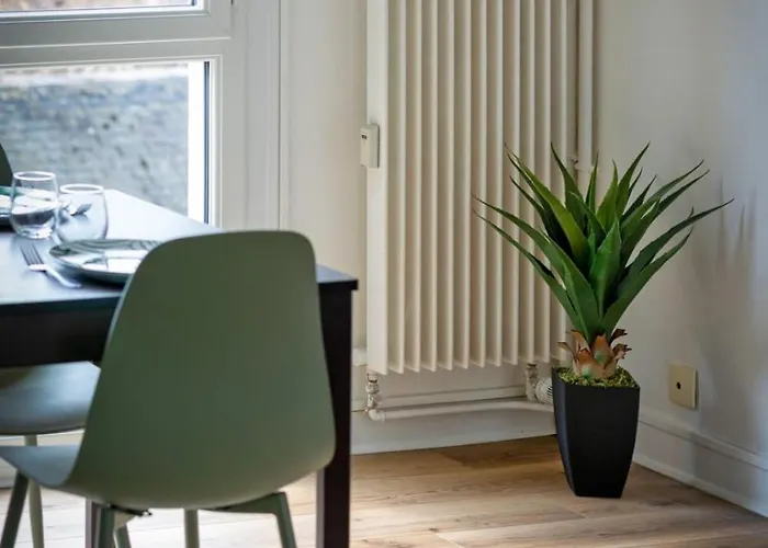 Marine Votre F2 Moderne A Ruan